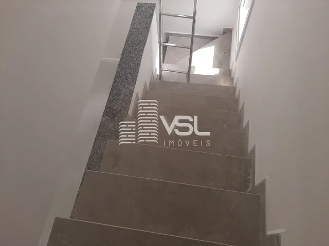 Imagem 9: Casa pronta com 3 suítes e duas garagens em Santo Antônio de Lisboa