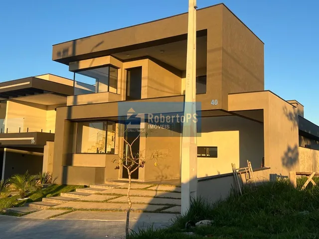 Imagem: A casa em condomínio possui 3 Dormitórios, 1 Suíte, 3