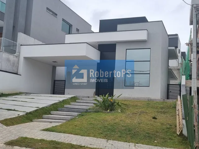 Imagem: A casa em condomínio possui 3 Dormitórios, 4 Suítes, 4