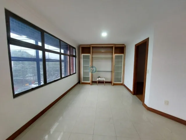 Imagem 13: Alugo prédio comercial com 03 pavimentos, 07 salas, acessebilidade, elevador e 10 vagas