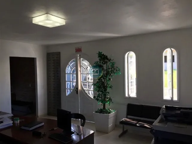 Imagem 14: Vendo Ponto Comercial em Potecas com 11 vagas de garagens, 3 salas amplas próximo ao