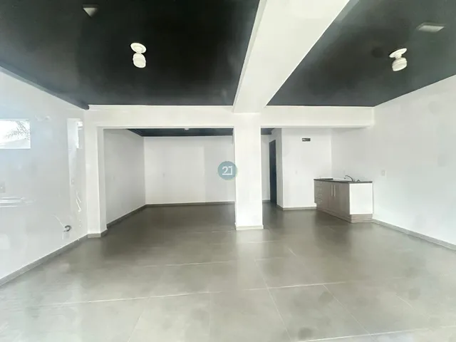 Imagem: Alugo Loja Comercial com 30M², Localizada