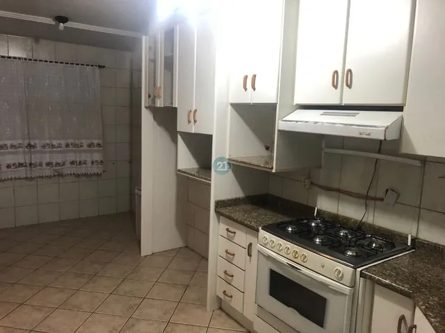 Imagem 15: Vendo Casa de 03 pavimentos semi-mobiliado, c/ 04 dormitórios c/ 01 suíte, vaga de