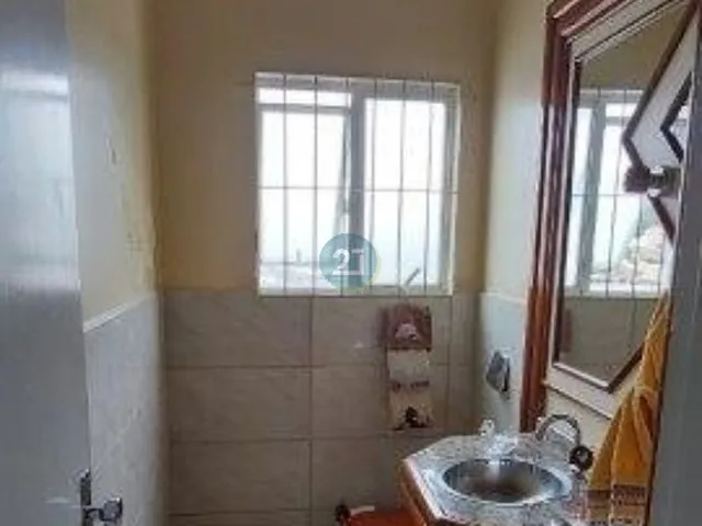 Imagem 12: Vendo Cobertura com vista mar, c/ 03 dormitórios c/ 01 suíte com closet, espaço