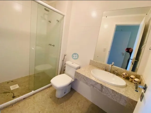 Imagem 15: Vendo apartamento semi mobiliado e Vista para o mar, com 03 suítes, Sacada com