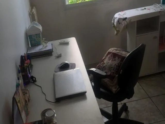 Imagem 8: Vendo casa de alvenaria com 03 dormitórios c/ 01 suíte, 02 vagas de garagem, espaço