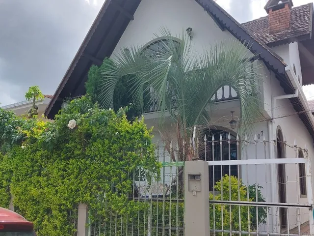 Imagem: Vendo Sobrado semi-mobiliado c/ 05 dormitórios