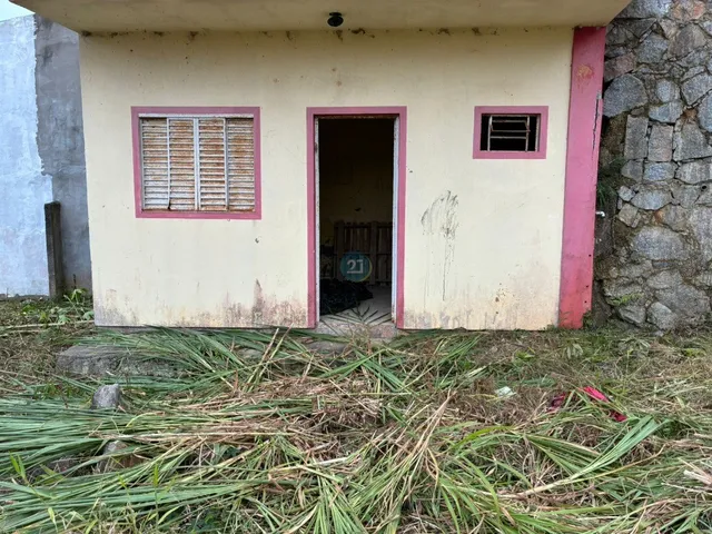 Imagem 6: Vendo Ou Alugo Terreno com 2020M² com Escritório Pequeno de 20M², Pertinho do Bistek de Forqulhas