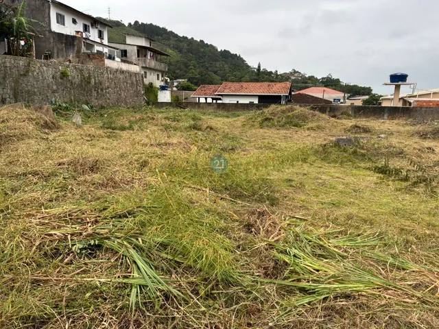 Imagem 3: Vendo Ou Alugo Terreno com 2020M² com Escritório Pequeno de 20M², Pertinho do Bistek de Forqulhas