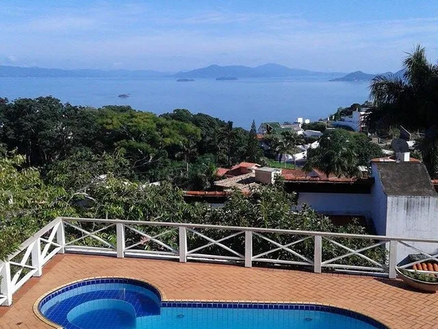 Imagem 12: Vendo Bela Casa de 03 pavimentos, semi mobiliada com 311,22m² de área privativa, com