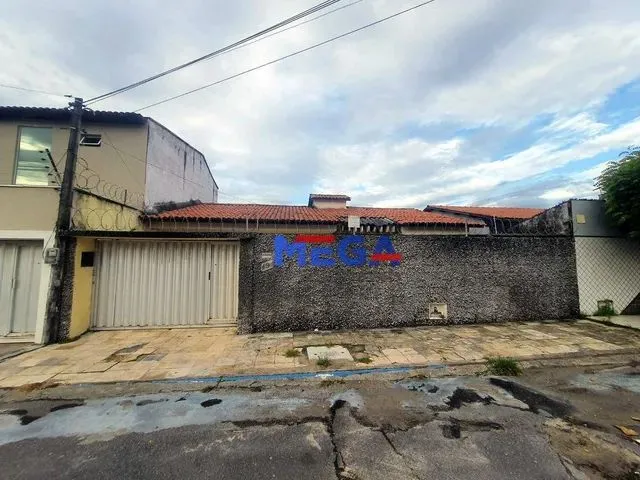Imagem: Casa com 3 Quartos À Venda Ou Aluguel na