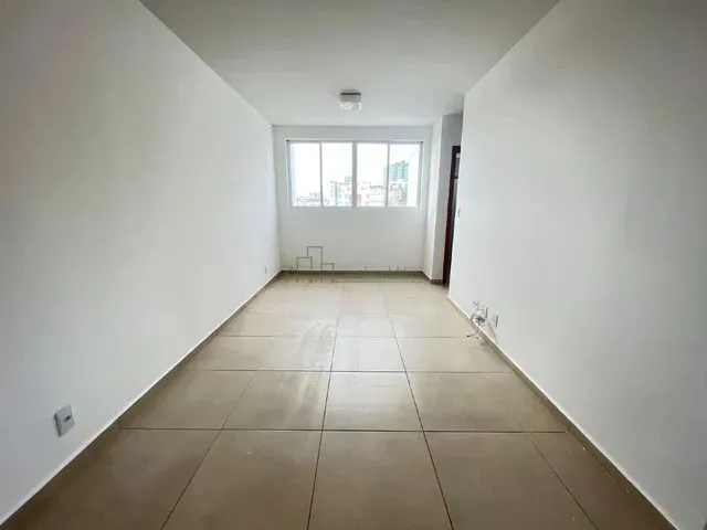 Imagem 4: Apartamento com 2 Quartos, 1 Suíte e 2 Vagas de Garagem para Alugar no Nova Floresta