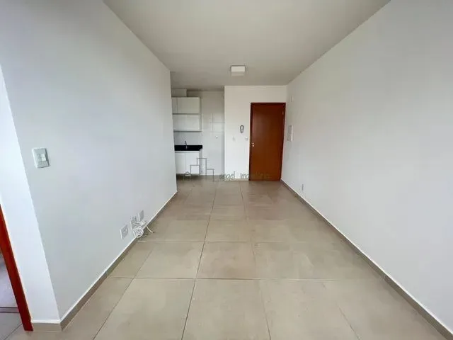 Imagem 8: Apartamento com 2 Quartos, 1 Suíte e 2 Vagas de Garagem para Alugar no Nova Floresta
