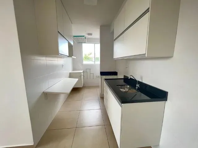 Imagem 11: Apartamento com 2 Quartos, 1 Suíte e 2 Vagas de Garagem para Alugar no Nova Floresta