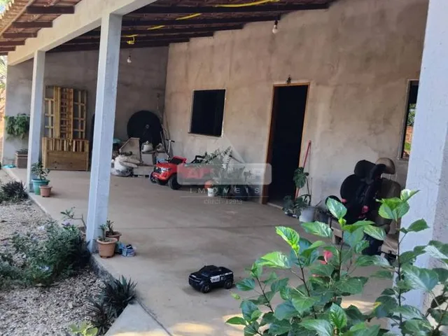 Imagem: Casa - 2Q - Lote 750 M² com Porteira Fechada