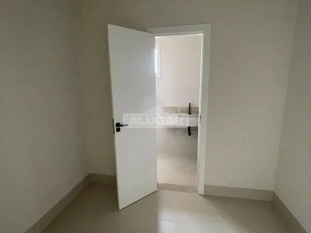 Imagem 4: Casa - 3 quartos com hidromassagem - 605 Sul