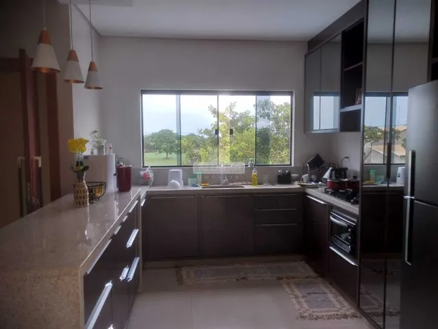 Imagem 3: Sobrado - 3/4 com sala com comercial - Luzimangues