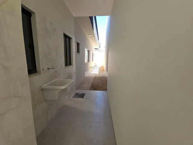 Imagem 2: Casa - 2 quartos com garagem - 604 Norte
