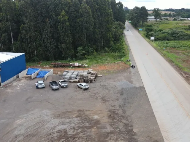 Imagem 11: La Casa Vende Barracão com Amplo Terreno Entre Clevelândia e Palmas em Rincão Torcido - Abelardo Luz