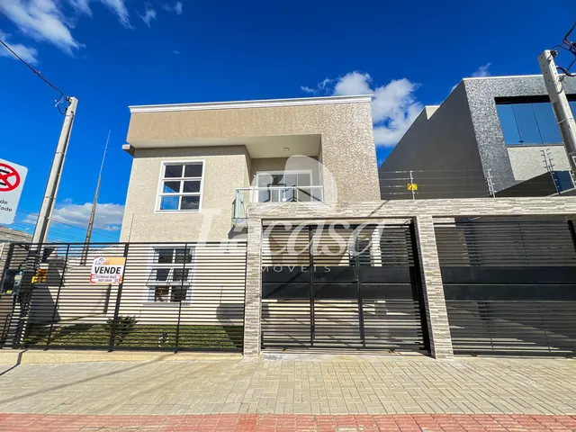 Imagem 4: LaCasa Imóveis vende: Lindo sobrado no Bairro Dos Estados!