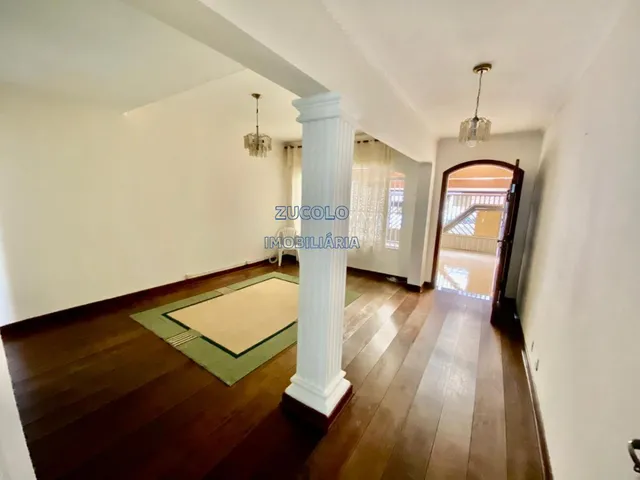 Imagem 9: Sobrado com 3 Dormitórios, 1 Closet e 2 Suítes, Quintal com Churrasqueira, 2 Vagas e no Melhor Local do Nova Petropolis
