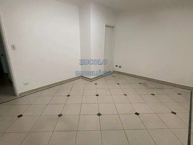 Imagem 2: Sobrado reformado em excelente localização comercial no Jardim do Mar