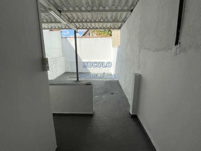Imagem 9: Sobrado reformado em excelente localização comercial no Jardim do Mar