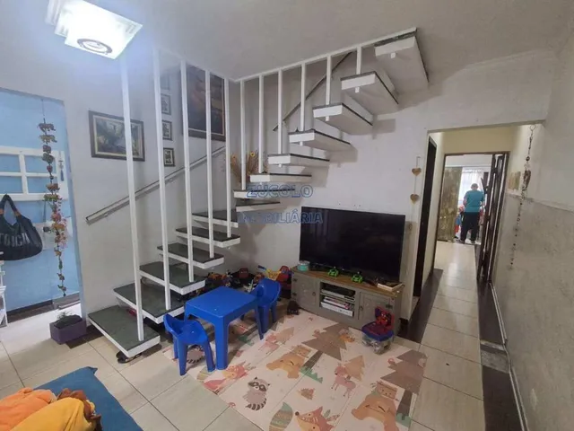 Imagem 3: Sobrado à venda em São Bernardo do Campo, Nova Petrópolis, com 3 quartos, 150m²