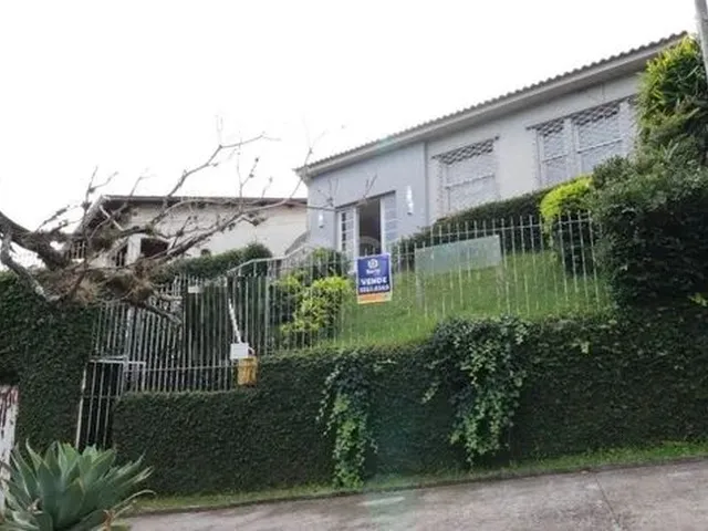 Imagem 1: Casa para Venda - 199M², 4 Dormitórios, Sendo 1 Suites, 2 Vagas - Petrópolis