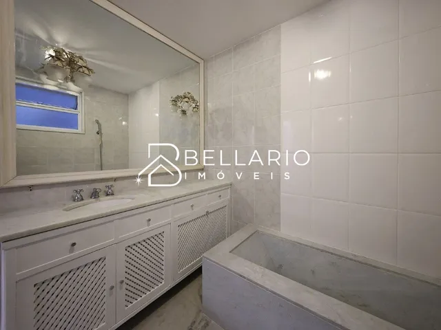 Imagem 16: Apartamento à venda com 224 m², 3 quartos (1 suíte) e 2 vagas - Leblon - Rio de