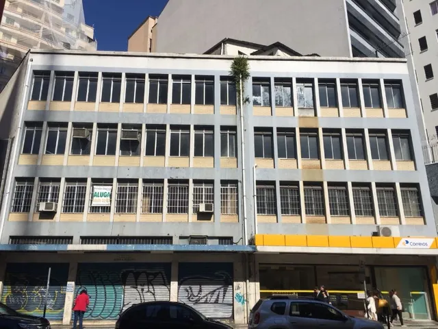 Imagem: Prédio Comercial em Curitiba - Pr, Centro