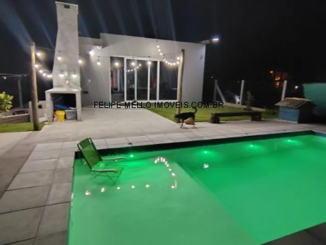 Imagem: Imperdível casa à venda em Passo de Torres-SC
