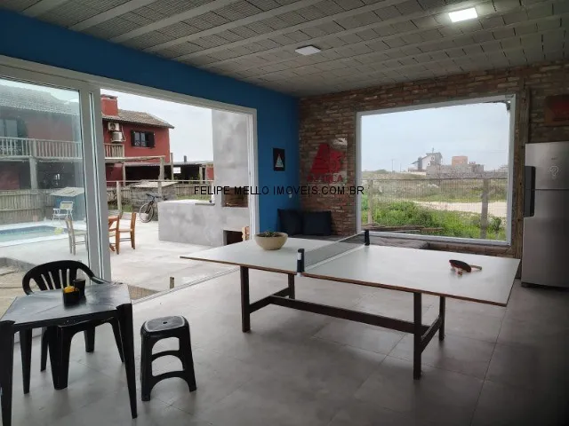 Imagem 6: Imperdível casa à venda em Passo de Torres-SC, bairro Miratorres: 2 quartos, 2 suítes