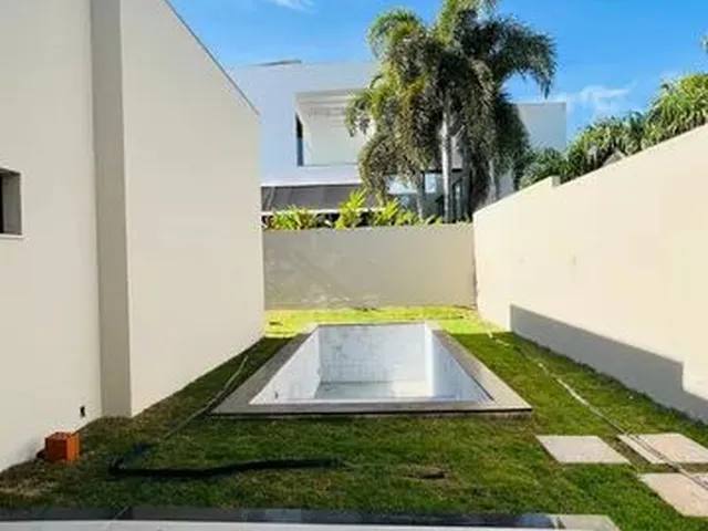 Imagem 4: Belíssima Casa a Venda no Alphaville 1 com 4 Suites