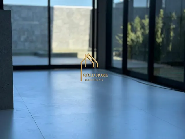 Imagem 15: Residência de Luxo com Piscina e 4 Suítes Master no Condomínio