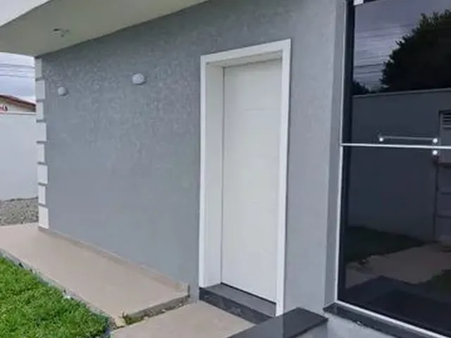 Imagem 1: Casa com 2 Quartos À Venda em Pinhais