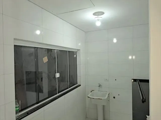 Imagem 3: Casa com 2 Quartos À Venda em Pinhais