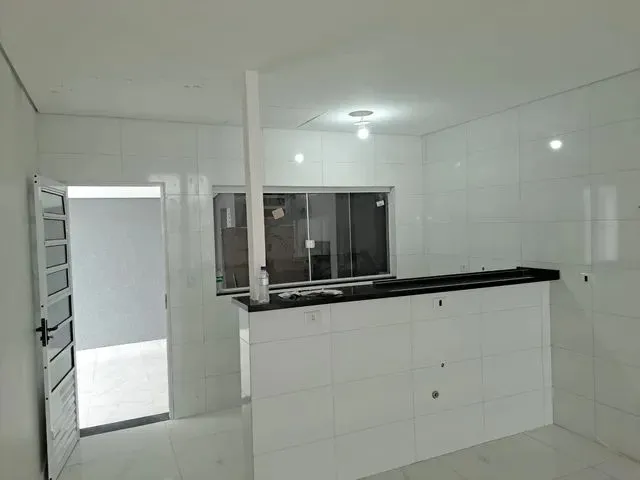 Imagem 4: Casa com 2 Quartos À Venda em Pinhais