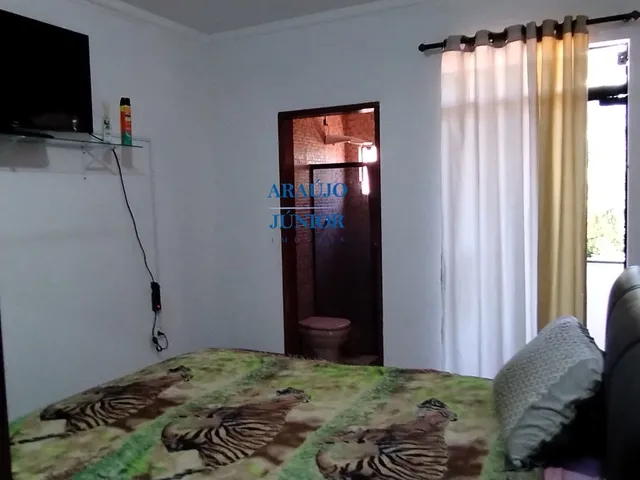 Imagem 4: OPORTUNIODADE DE NEGÓCIO! Casa com amplo espaço, excelente localização e ótima