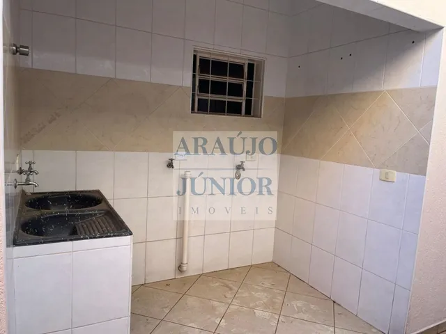 Imagem 3: EXCELENTE CASA À VENDA NO PQ. NOVA CARIOBA, 3 DORMITÓRIOS COM150 M² DE TERRENO E 132
