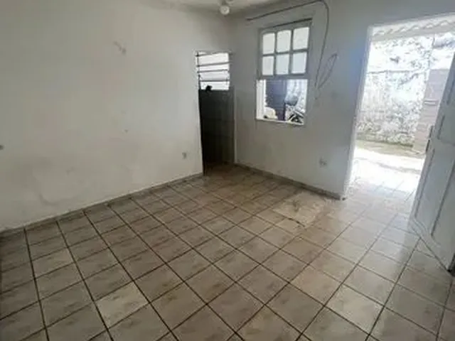 Imagem 2: Aluga Se Casa Um Quarto Cozinha e Banheiro Área de Serviço
