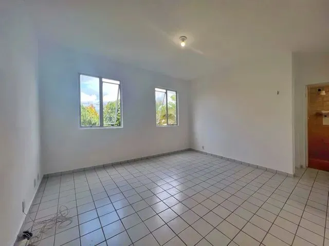 Imagem: O studio possui 1 Dormitório, 1 Banheiro, 1 Vaga na