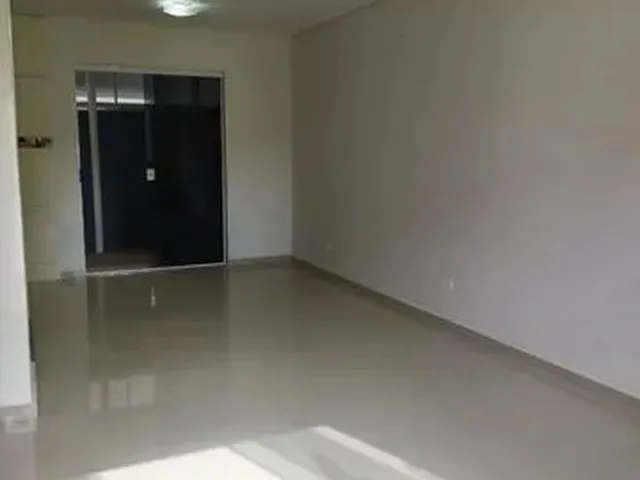 Imagem 6: Alugo Sobrado Sítio Cercado R$ 2.000