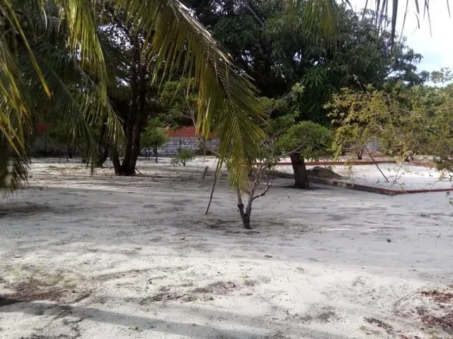 Imagem 4: TE0051) Terreno de 2.772 m² com 2 frentes em Aquiraz/CE