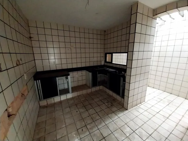 Imagem 5: CA1768) Excelente casa localizada no Damas medindo 716,76m²