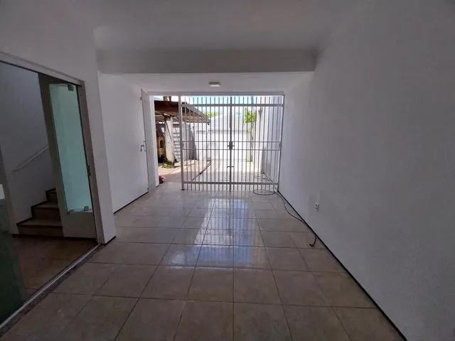 Imagem 9: CA8161) com 188m² Localizada no Bairro Benfica