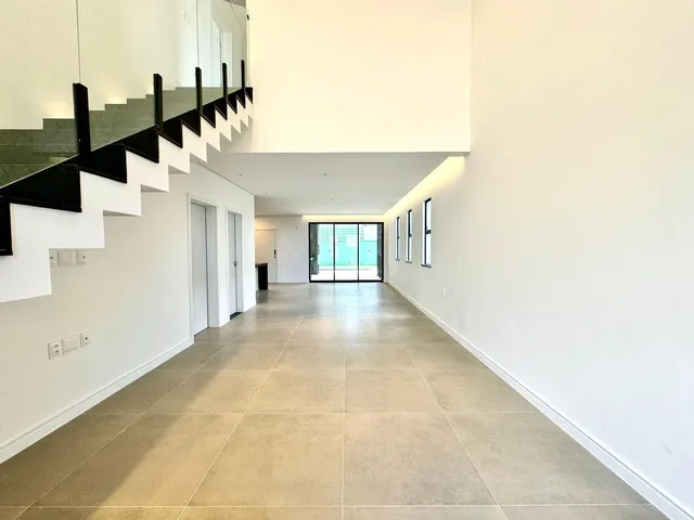 Imagem 6: Ca8226) Uma Casa Localizada no Alphaville Medindo 330M²