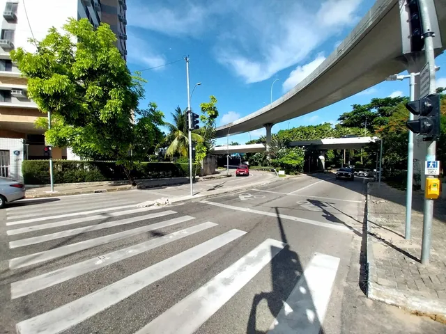 Imagem 6: AP8257) Um apartamento medindo 91m² localizado no Cocó