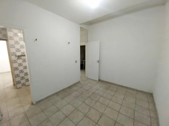 Imagem 15: CA8276) Uma Casa medindo 472,43m² localizada no Joaquim Távora