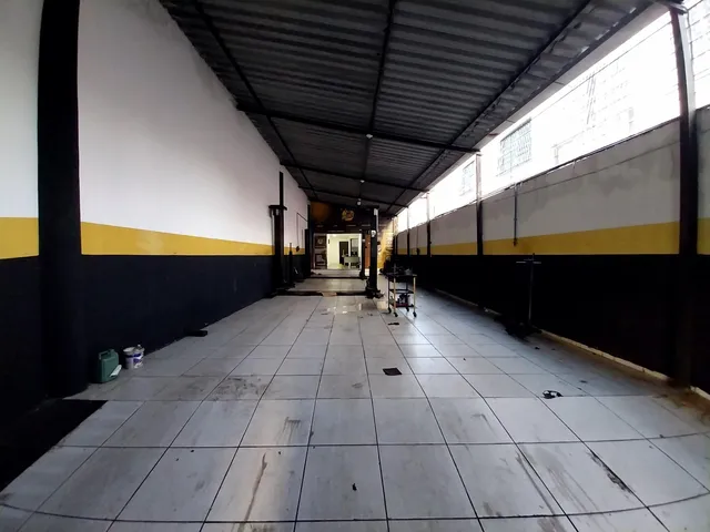 Imagem 4: PC2409) Prédio Comercial medindo 243m² localizado no bairro de Fátima